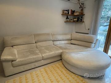 Divano angolare curvo