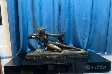 Dea della caccia bronzo art deco bronzo autentico