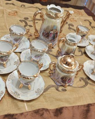 servizio da caffè in porcellana vintage