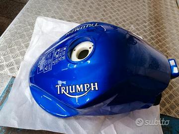 Serbatoio usato triumph sprint 1050 st