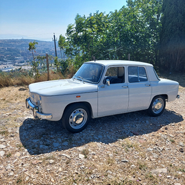 Renault 8