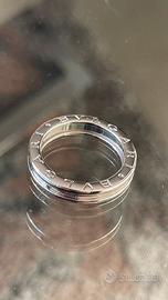 Anello in oro bianco Bulgari
