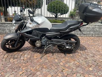 Yamaha XJ6 Naked