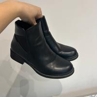 Stivaletti neri donna con borchie taglia 40