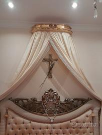 letto con baldacchino