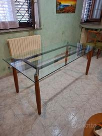 tavolo in vetro