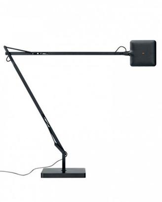 Lampada Flos Kelvin Edge da tavolo