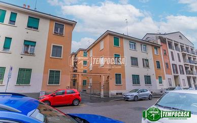 Magazzino a Milano Via Privata Gianicolo