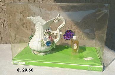 Rari set capodimonte con profumi anni 70,