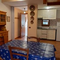 Trilocale in villaggio vicino al mare