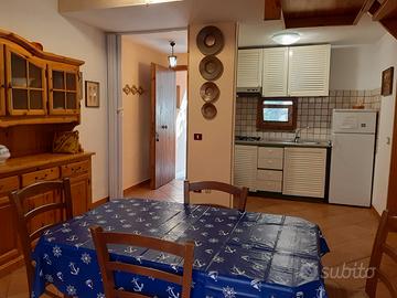 Trilocale in villaggio vicino al mare