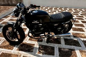 moto guzzi v7 2015