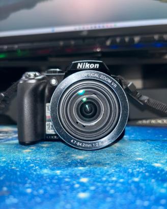 Nikon Coolpix 8800 VR – Fotocamera vintage