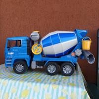 Camion betoniera Bruder