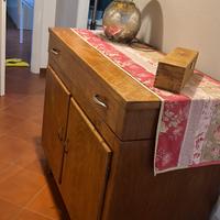 Madia credenza