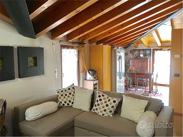 AMPIO E RECENTE BILOCALE