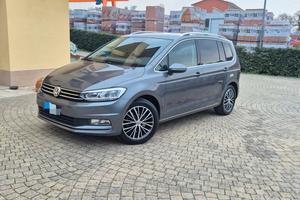 VW Touran 2.0 TDI DSG 7 posti