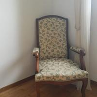 Poltrona antica restaurata (del '900)