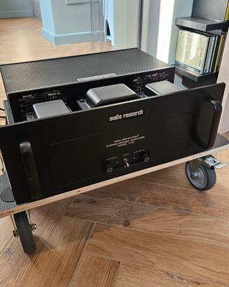 Audio Research V70 finale stereo
