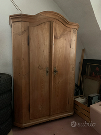 Armadio antico