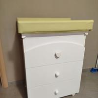 Culla e fasciatoio giordani