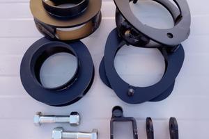 KIT RIALZO +4 CM – TOYOTA RAV4 1ª SERIE