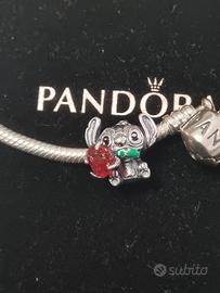 Charm stitch Con rosa 🌹