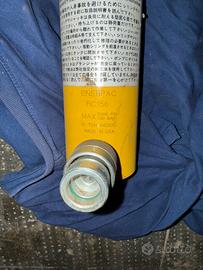 Martinetto Enerpac RC156