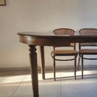 Tavolo 2° metà '800 con 6 sedie Thonet anni '80 