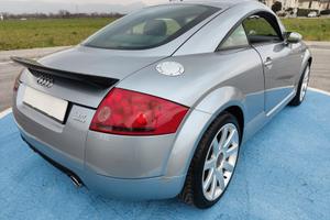 Audi tt 3,2 V6 CAMBIO MANUALE