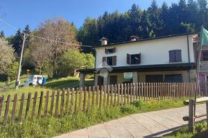 CASA INDIPENDENTE A MARONE
