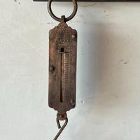 Bilancia d’epoca tascabile Hughes’s pocket 1950