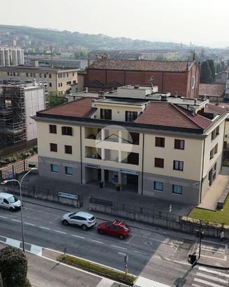 3 LOCALI A COLOGNOLA AI COLLI