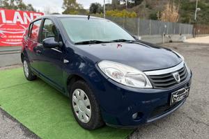 Dacia Sandero 1.2 16V GPL 75CV Embleme