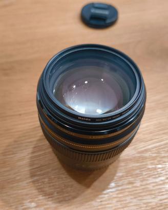 Canon EF 100mm F 2.0