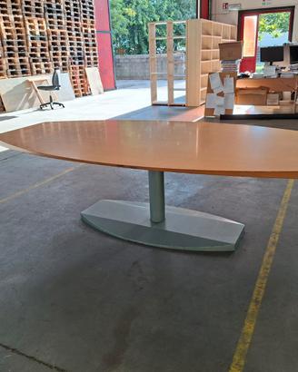 Tavolo per ufficio/magazzino/sala riunioni