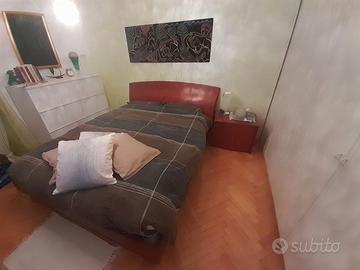 Camera da letto in legno ciliegio