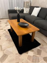 Tavolino da salotto in legno – Solido e funzionale