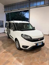 FIAT DOBLO' 1.6mjt AUTOCARRO 5 POSTI