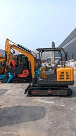 miniescavatore 30q LEITE 10 ore cme nuovo