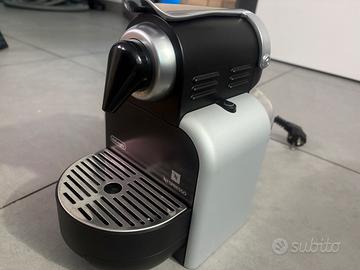 Macchina del Caffè NESPRESSO