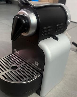 Macchina del Caffè NESPRESSO