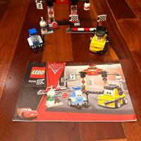 LEGO 8206 Cars - Pit Stop a Tokyo