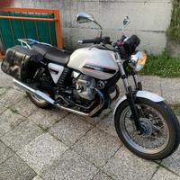 Moto Guzzi V7 Classic 750 – 33.420 km – Perfetta –