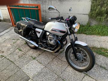 Moto Guzzi V7 Classic 750 – 33.420 km – Perfetta –