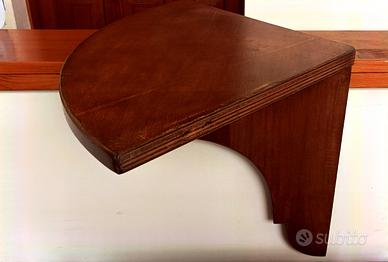 mensola angolare in legno