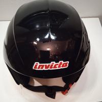 casco x sciatori della Invicta 