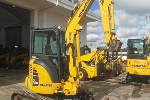 Komatsu PC35MR-5