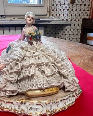 Dama porcellana Fabris '700