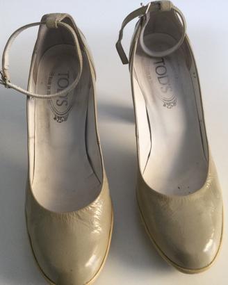 Scarpe Tod’s in pelle/vernice con tacco